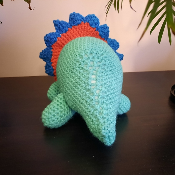 Handmade Crochet Triceratops Dinosaur Plush Toy Amigurumi - Picture 4 of 8